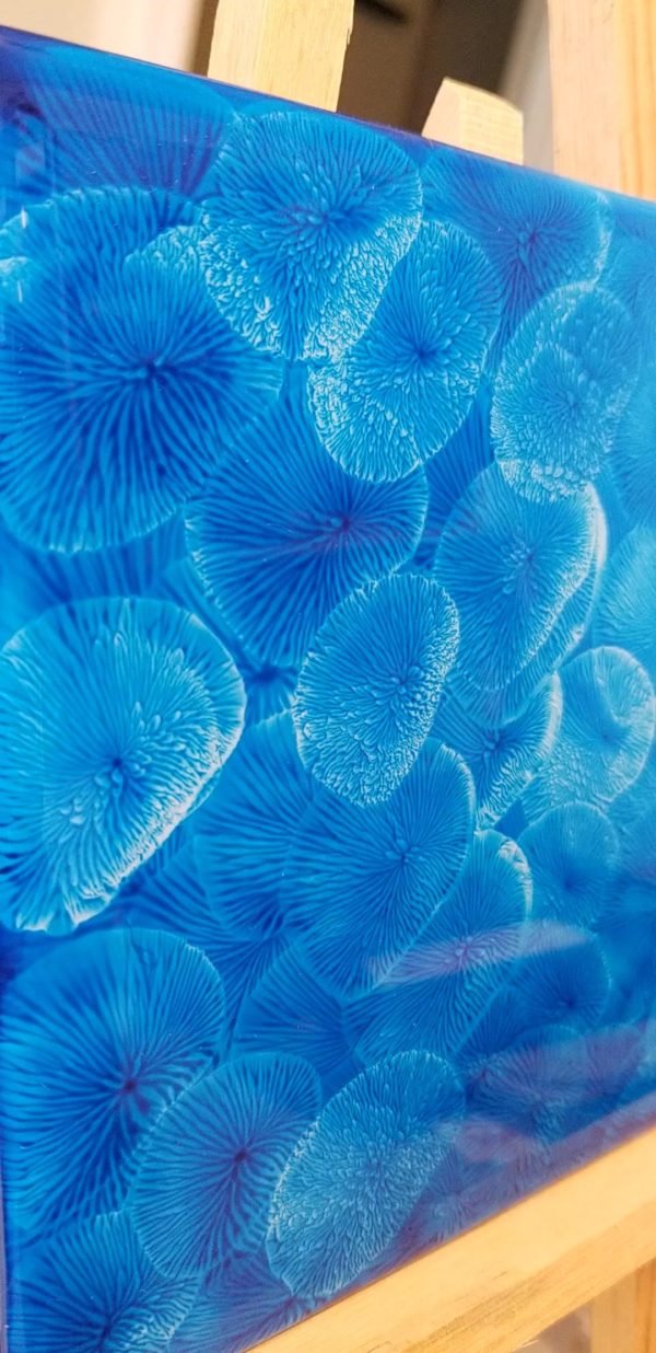 6x6 Tile Balloon Kiss Technique in Blue